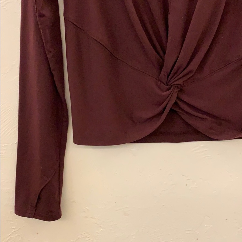 Athleta Women’s Shirt - Picture 2 of 6